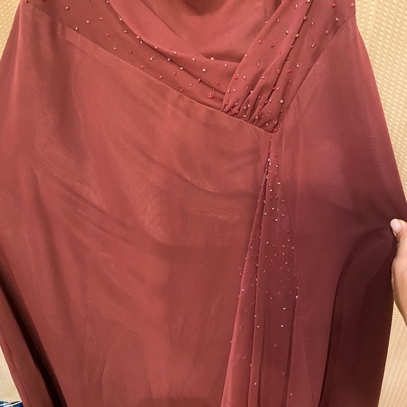 NWT Maroon red Formal gown size 6 - Picture 2 of 5